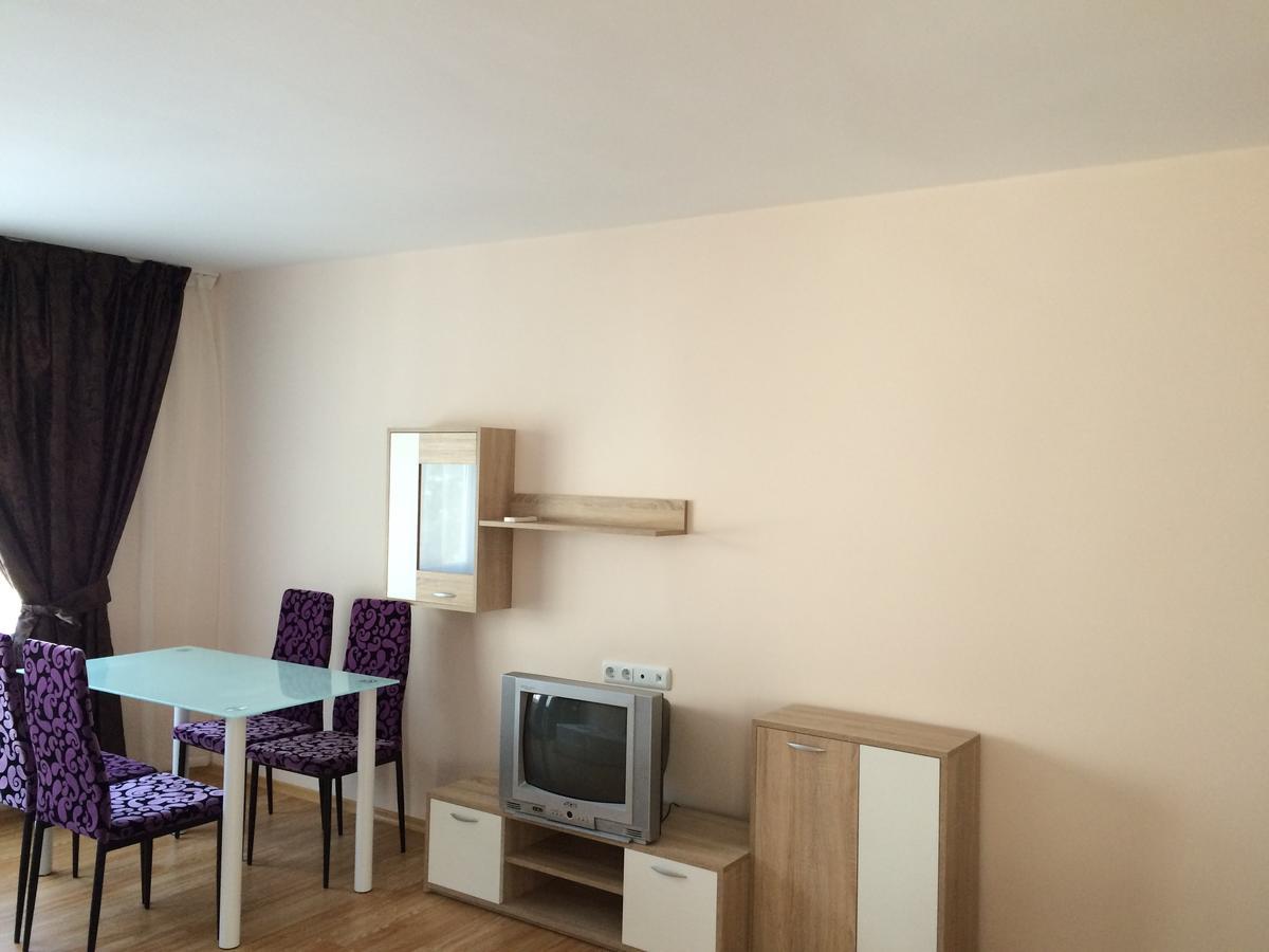 Palace De Luxe Apartments Πομόριε Εξωτερικό φωτογραφία