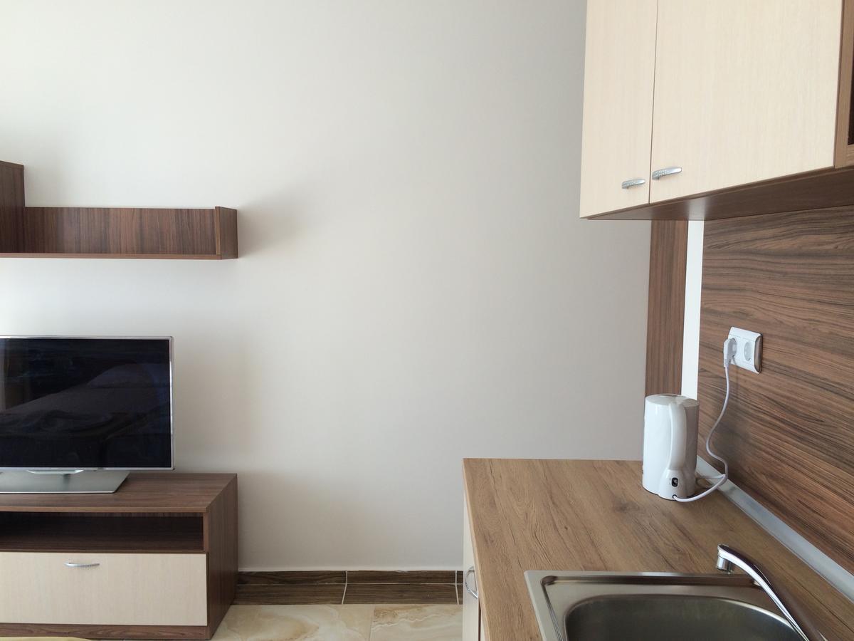 Palace De Luxe Apartments Πομόριε Εξωτερικό φωτογραφία