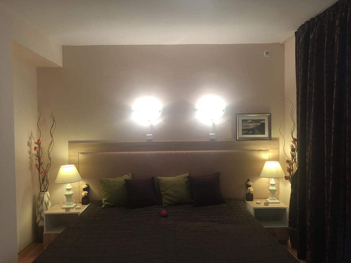 Palace De Luxe Apartments Πομόριε Εξωτερικό φωτογραφία