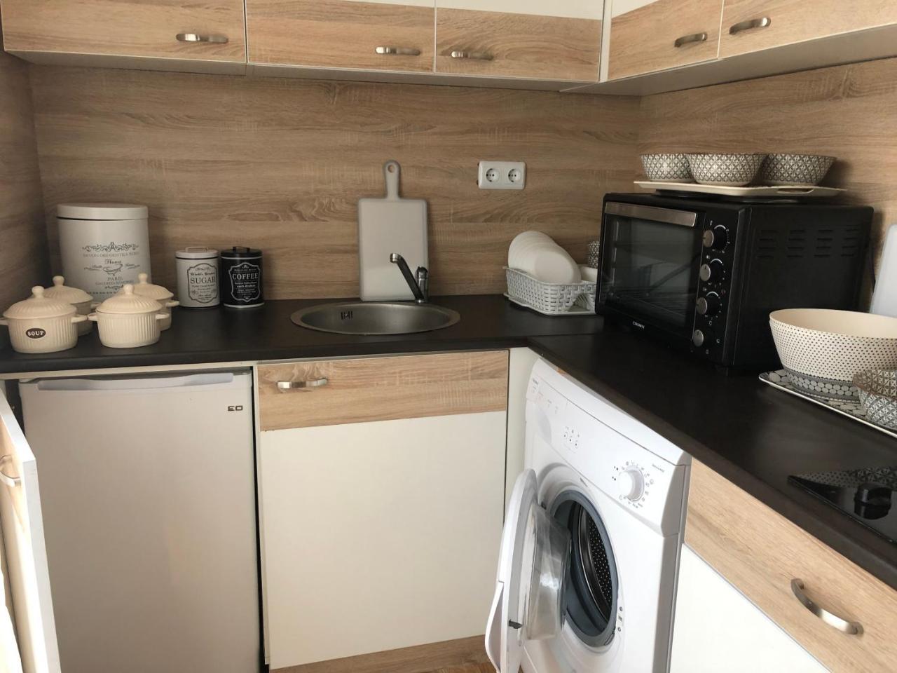 Palace De Luxe Apartments Πομόριε Εξωτερικό φωτογραφία