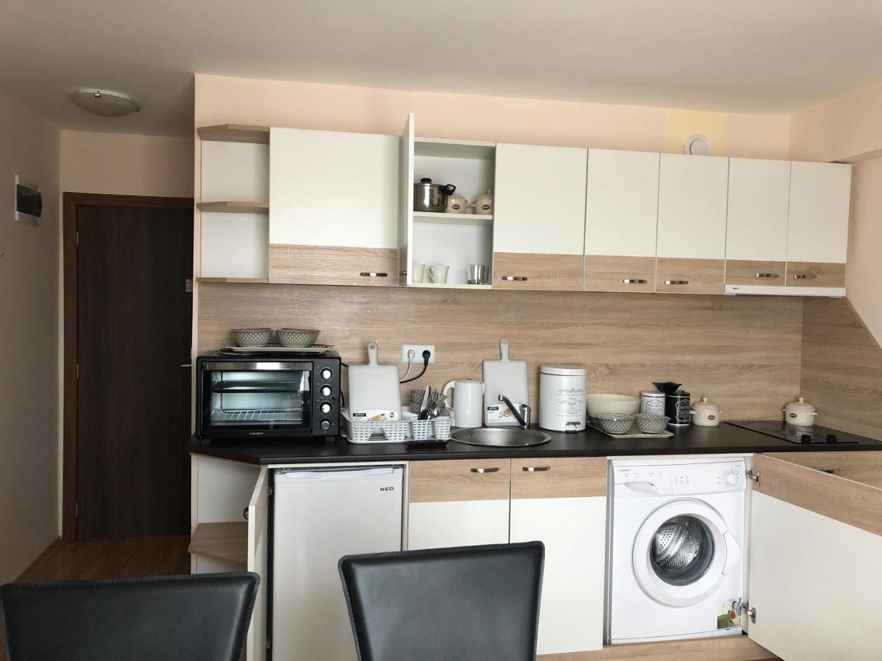 Palace De Luxe Apartments Πομόριε Εξωτερικό φωτογραφία