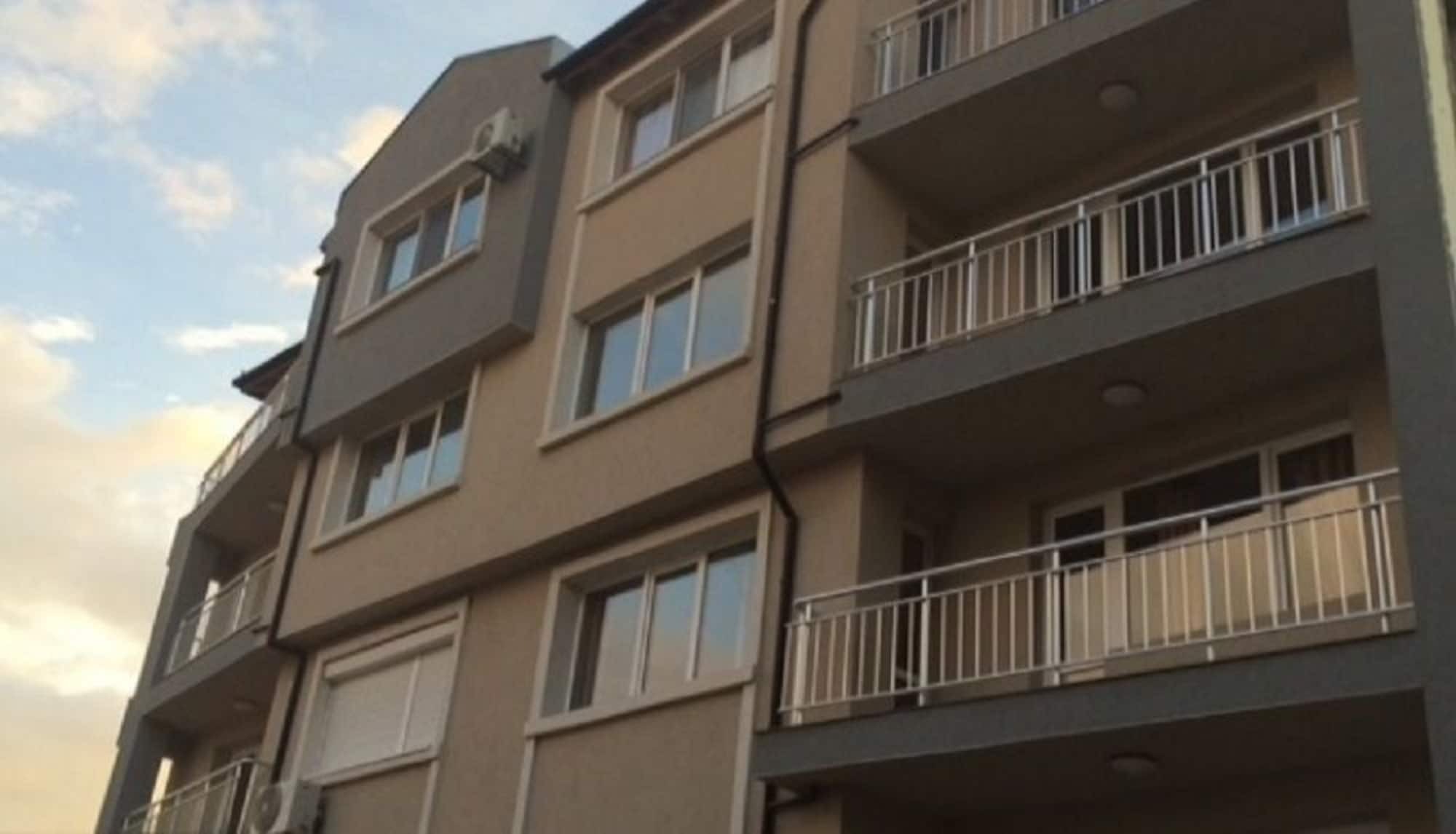 Palace De Luxe Apartments Πομόριε Εξωτερικό φωτογραφία